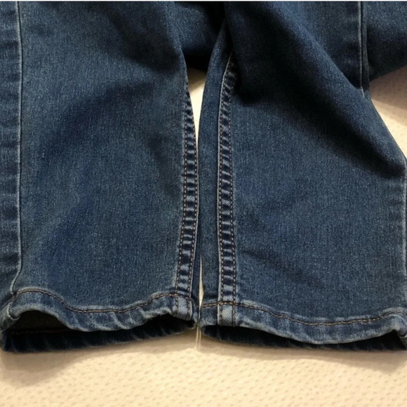 Free People Women’s Busted Knee distressed skinny jeans Size US Waist 28 - Picture 10 of 16